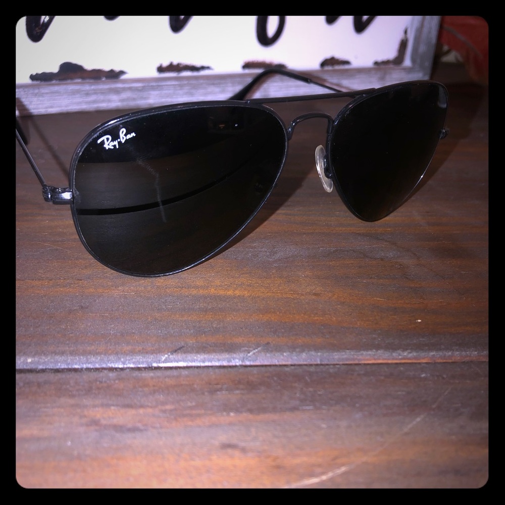 Women’s ray-ban aviators